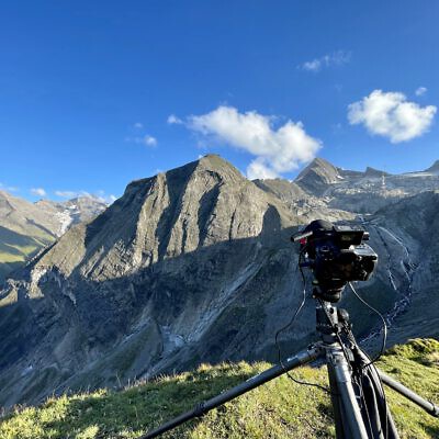 Kamera für Timelapse-Luftaufnahmen in Bergen, professionelle Videoproduktion, Roland Chytra